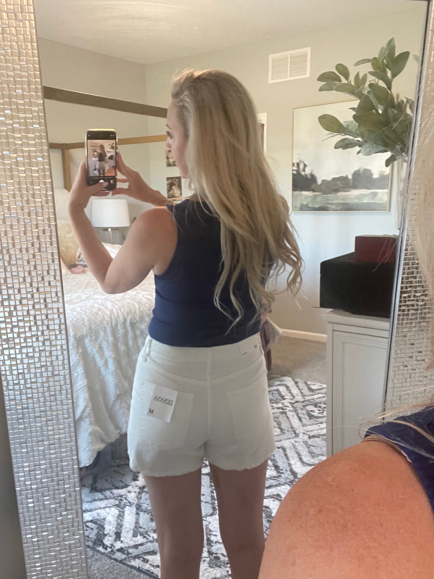 Gigi 4 button shorts